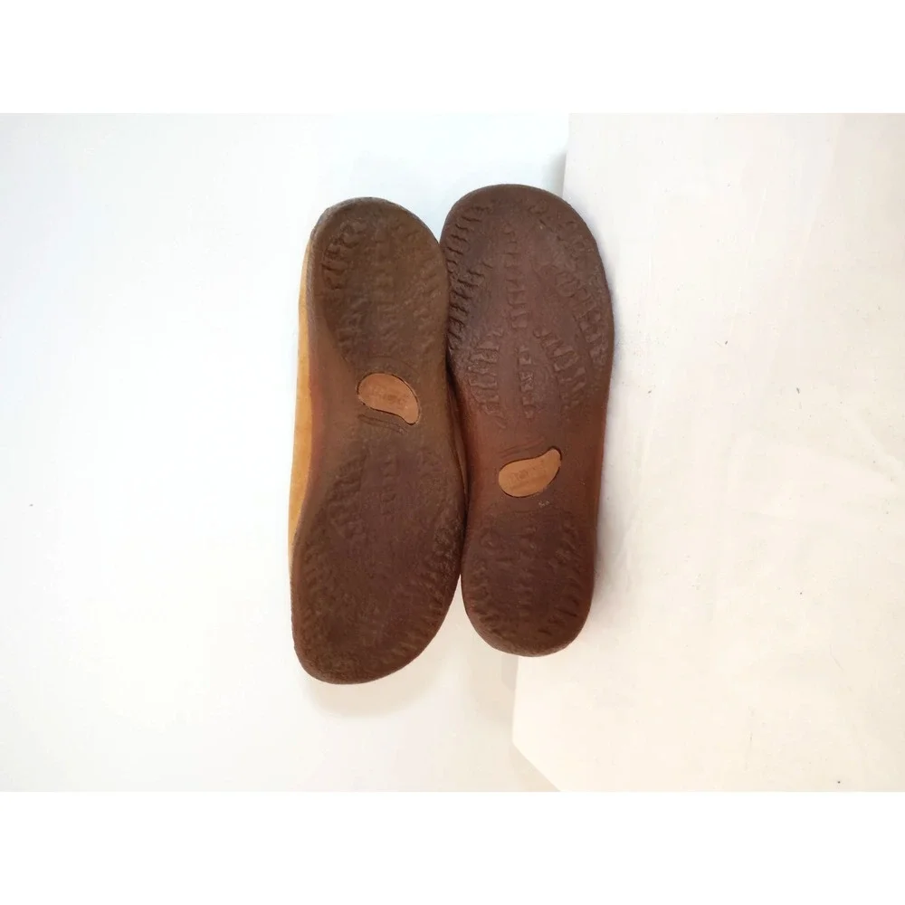 Born Shoes Women 8.5M Tan Nubuck Leather Comfort Slip On Split Toe Clogs Loafers
